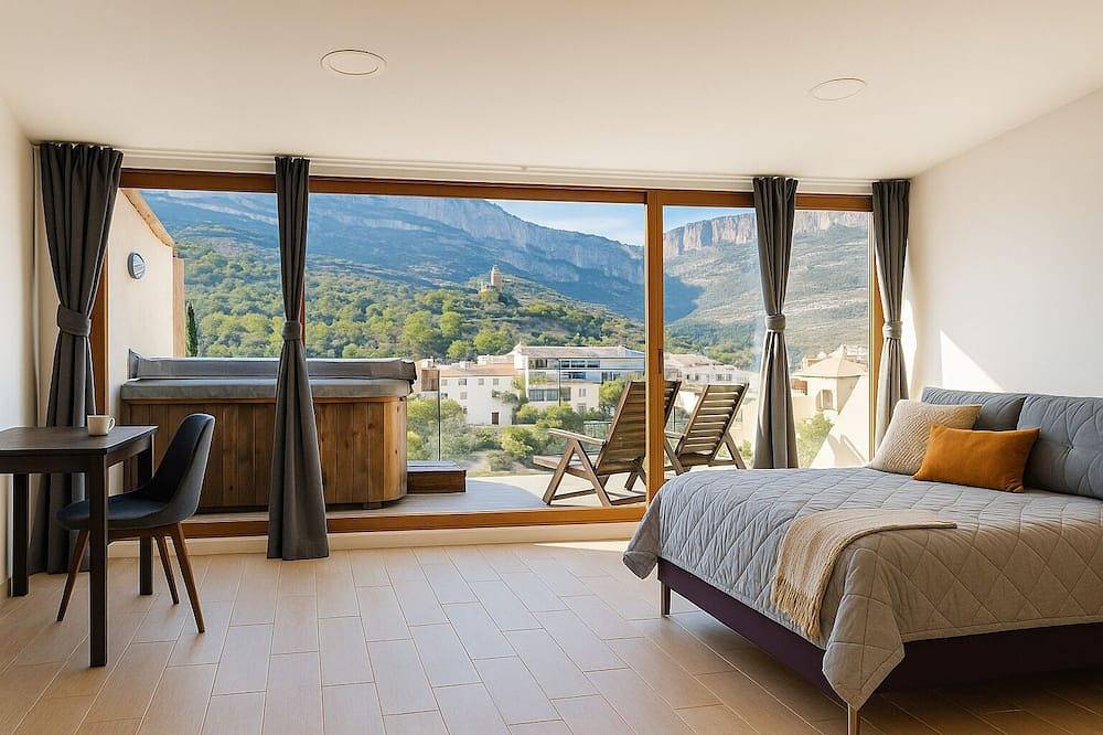 Apartamento entero, Ático con jacuzzi y vistas a Montserrat in Monistrol de Montserrat, Interior de Barcelona