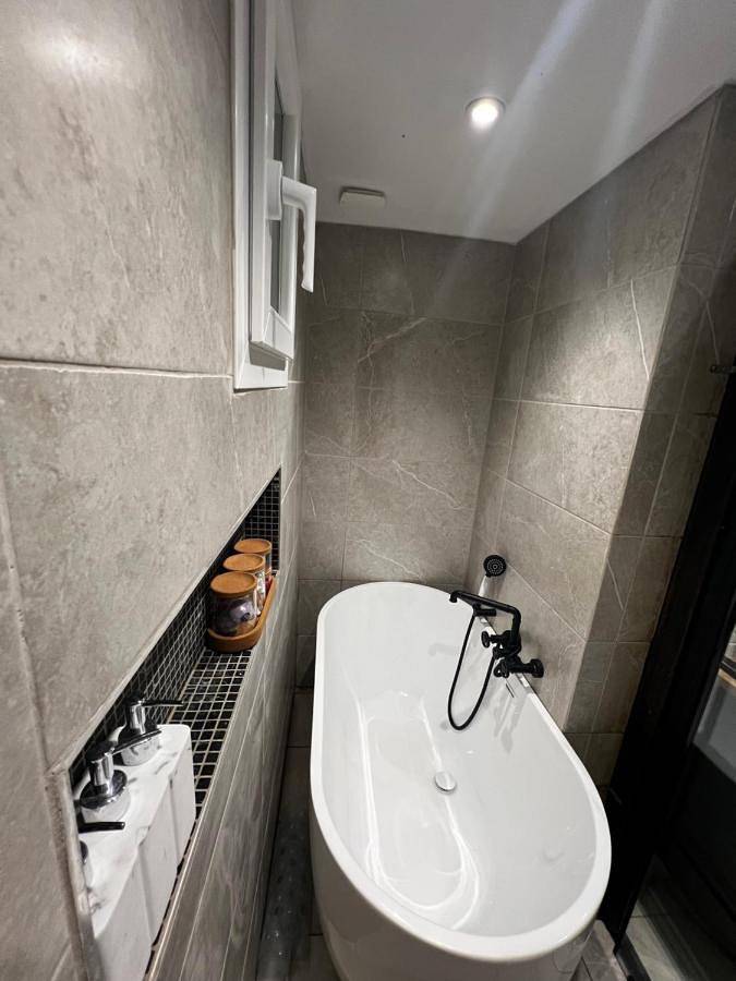 Appartement entier, Two-Bedroom Apartment in Apt, Parc naturel régional du Luberon