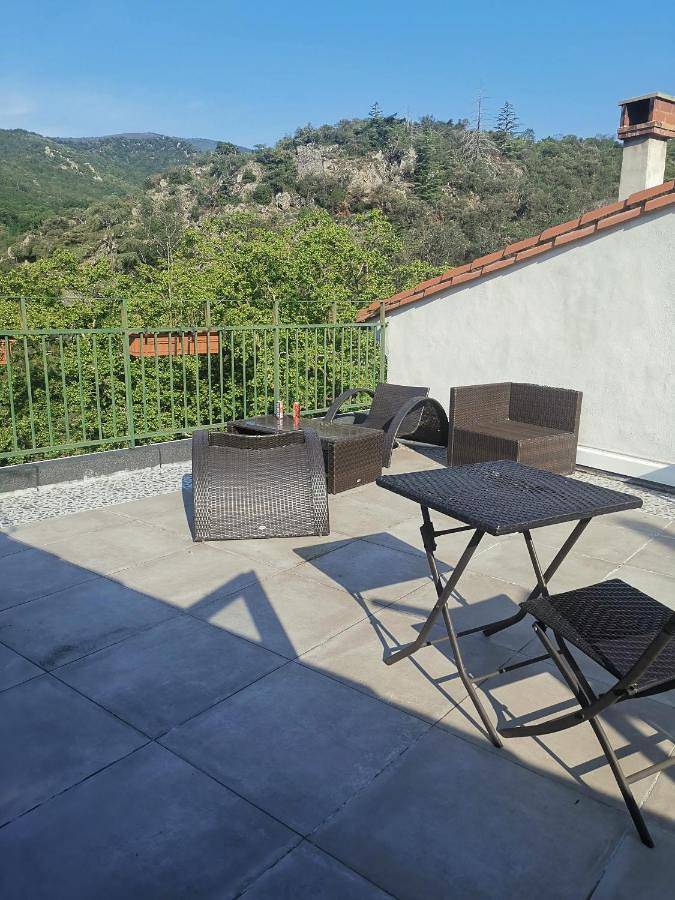 Gîte pour 5 personnes, avec balcon à Molitg-les-Bains - 2