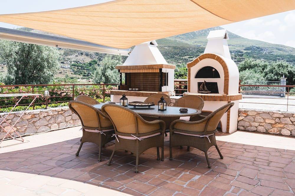 Private sunkissed Estate in the heart of Aegean -Villa D'Amour in Achilli, Skyros