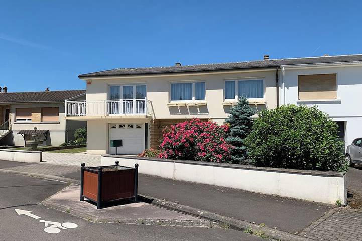 Location de vacances pour 8 personnes, avec Balcon et Jardin à Cattenom