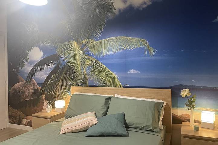 Entire apartment, Luxury vacation home with reserved parking space in Giardini-Naxos, Messina Province