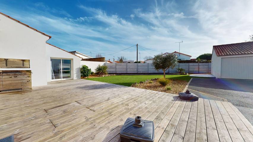 Ferienwohnung für 10 Personen, mit Terrasse und Garten - 1