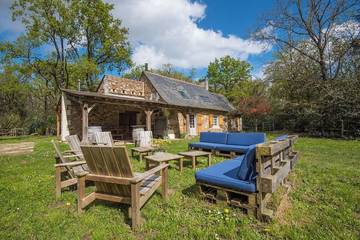 Gîte pour 5 personnes, avec jardin à Les Rosiers-sur-Loire