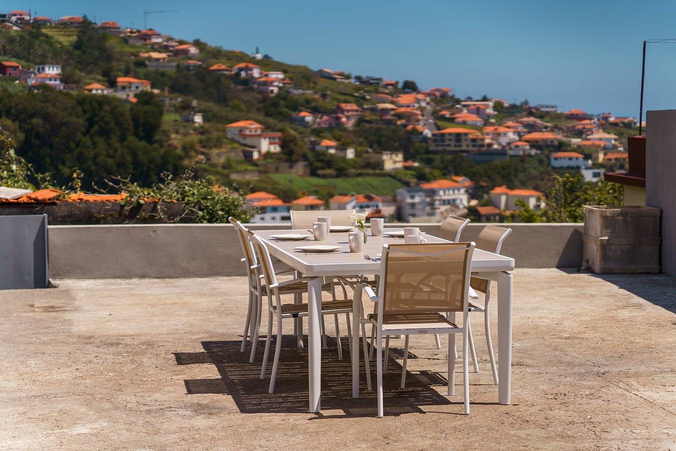 Ferienhaus für 6 Personen mit Balkon in Calheta, Madeira