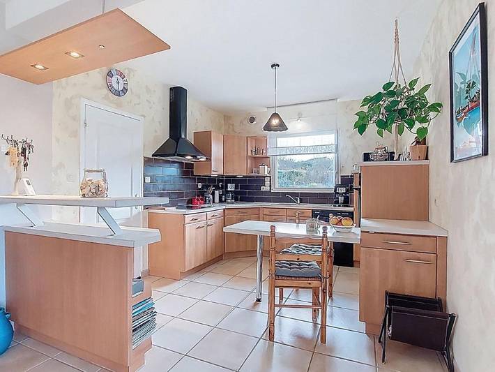 Location de vacances pour 6 personnes, avec terrasse et jardin à Saint-Méen - 3