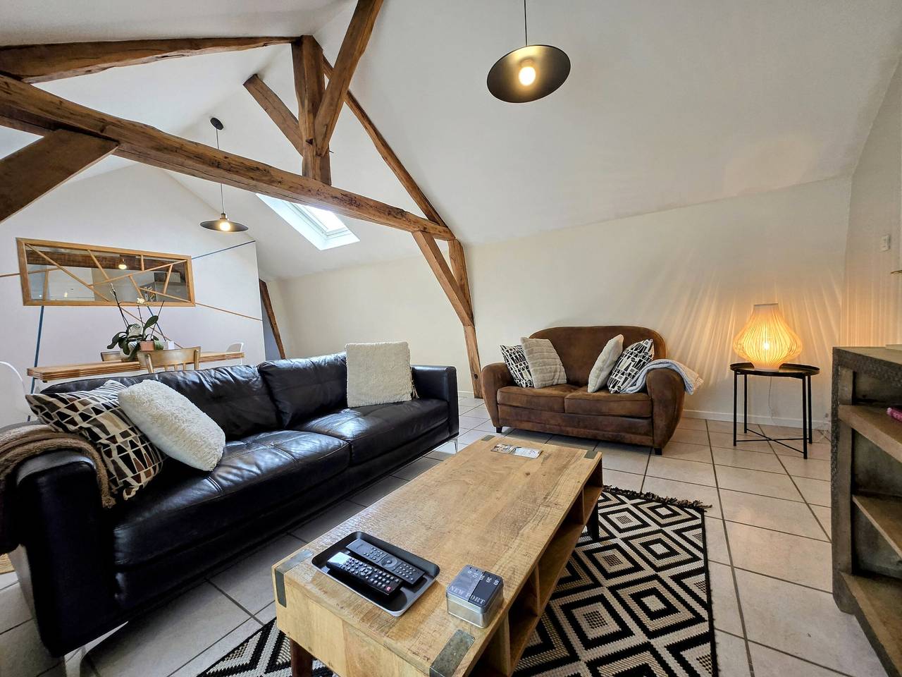 Appartement entier, Appartement cosy, dernier étage, parking privé à Auxerre in Auxerre, Région d'Auxerre