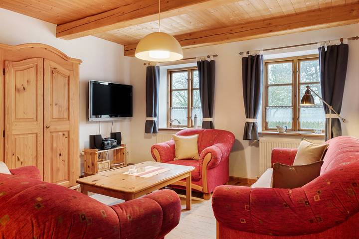 Ferienwohnung für 5 Personen, mit Garten und Sauna, mit Haustier