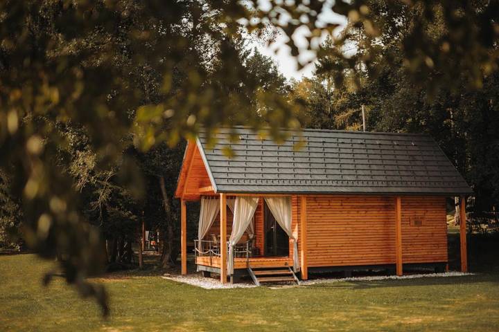 Ferienhaus für 16 Personen, mit Ausblick und Garten - 1