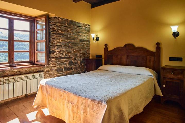 Casa rural para 2 personas, con Terraza además de Jardín y Vistas en Santa Eulalia de Oscos