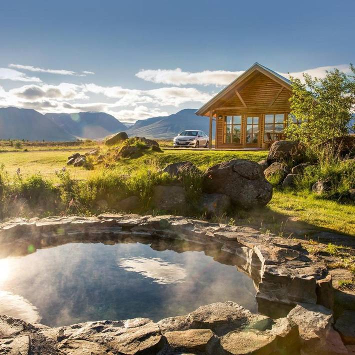 Apartamento para 3 personas, con jacuzzi y jardín en Islandia