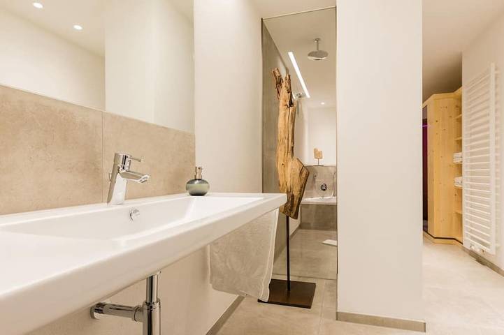 Ganze Wohnung, Suite 3, bis 4 Personen, Balkon, Maisonette, 120 qm in Waging am See, Rupertiwinkel