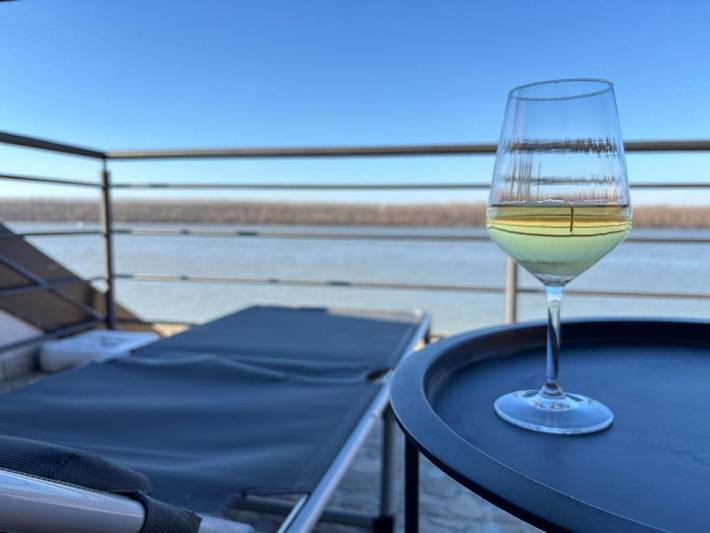 Gîte pour 6 personnes, avec vue et jardin