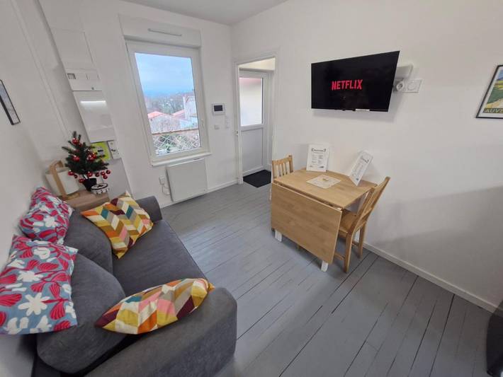 Gîte pour 4 personnes, avec terrasse à Les Martres-de-Veyre - 4
