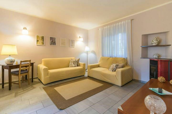 Ferienhaus für 7 Personen, mit Terrasse und Garten in Lucca - 4