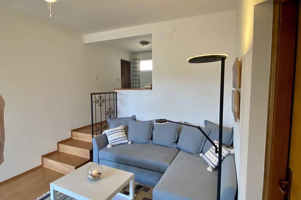 Villa Theresa Kroatien 220m über der Adria mit großem Pool, Whirlpool und Sauna in Novi Vinodolski, Primorje-Gorski Kotar