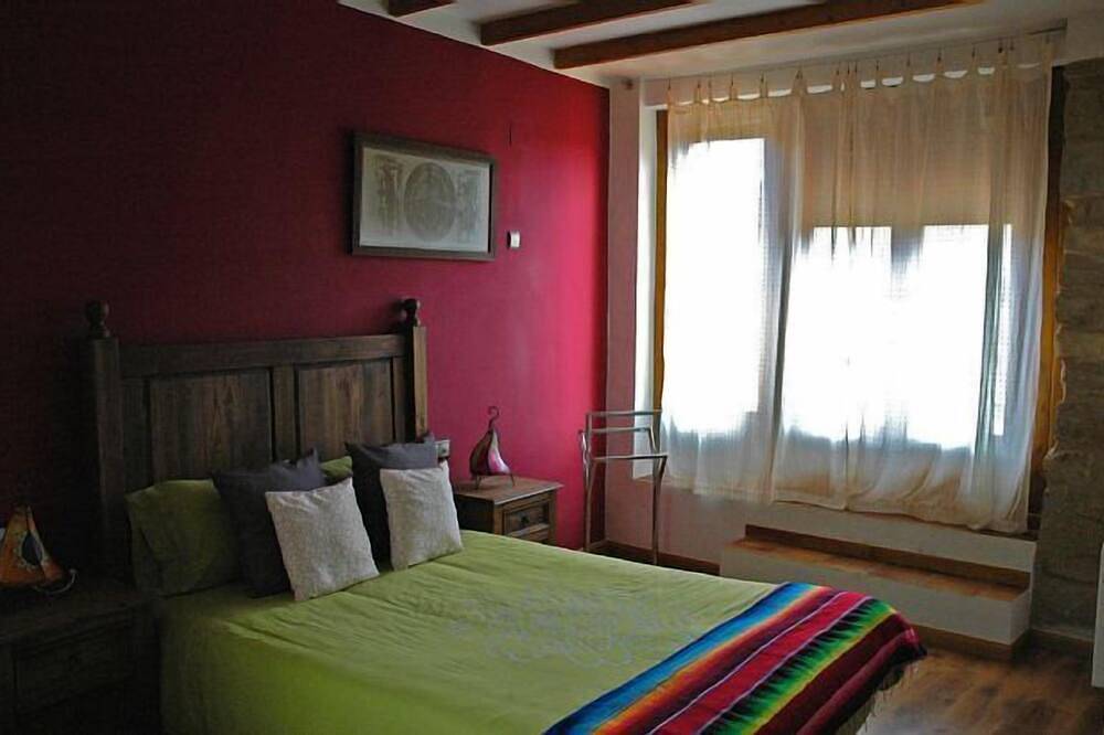 Casa rural Lugaré para 4 personas in Ayerbe, Provincia de Huesca