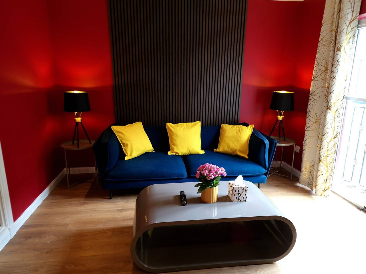 Stylish Edinburgh Townhouse, Garage & Balconies in Edinburgh, Edinburgh and Lothian