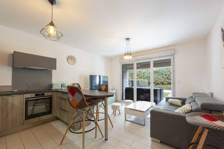 Apartamento de vacaciones para 4 personas, con jardín además de piscina y terraza, Familias con niños - 1