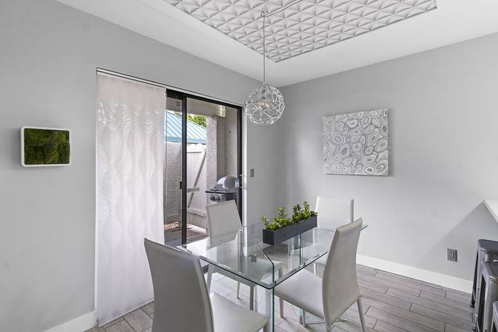 Apartment for 6 people, with terrace and pool in Tempe