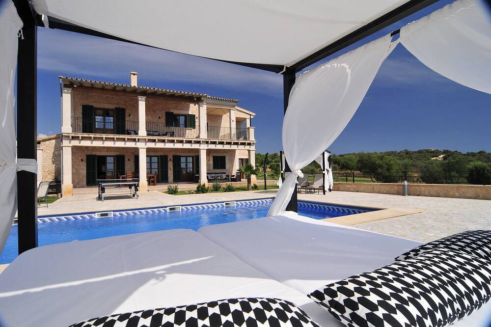 Villa mit privat Pool, Grill, Schaukel,Tennisplatz,Volleyballplatz, Fitnessraum in Son Gual, Palma