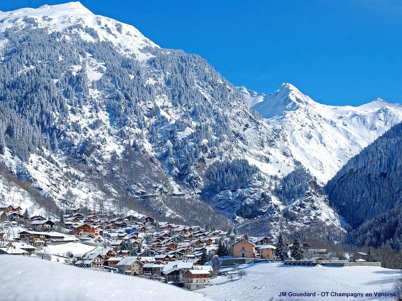 Chalet la Rossa Champagny - Chalet triplex 10 piezas para 15 personas in Champagny-en-Vanoise, Parque Nacional de Vanoise