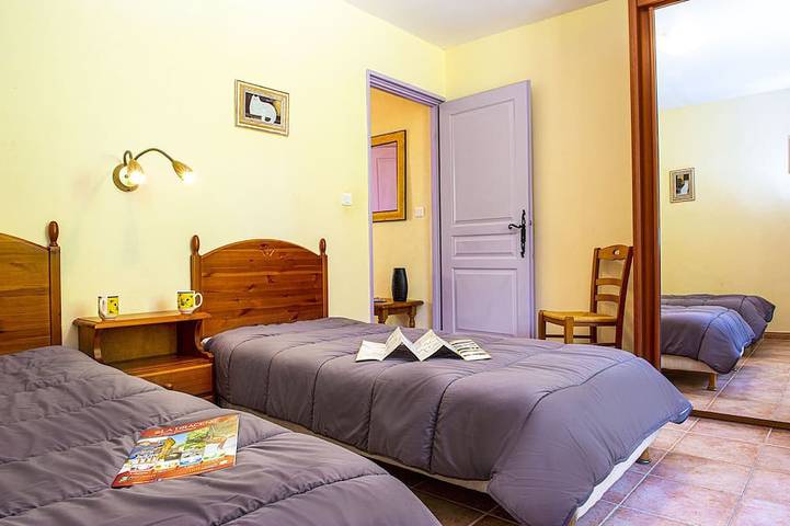 Gîte pour 6 personnes, avec jardin et balcon à Figanières - 3