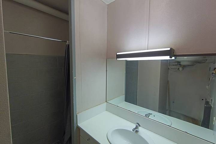 Gîte pour 4 personnes, avec balcon dans Port De Saint Cyprien - 2