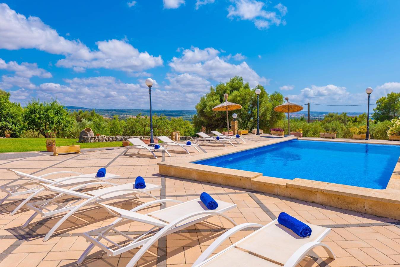 Imagine Villa - Villa mit privatem Pool und spektakulärem Bergblick - Kostenloses Wlan in Puntiró, Palma