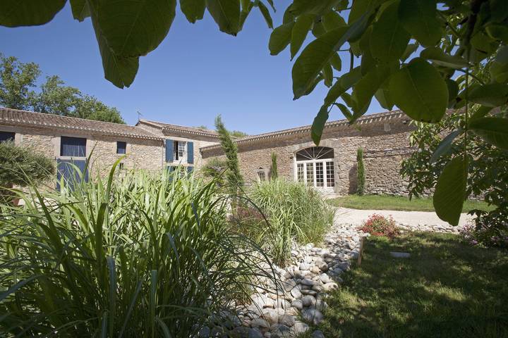 Gîte pour 8 personnes, avec piscine