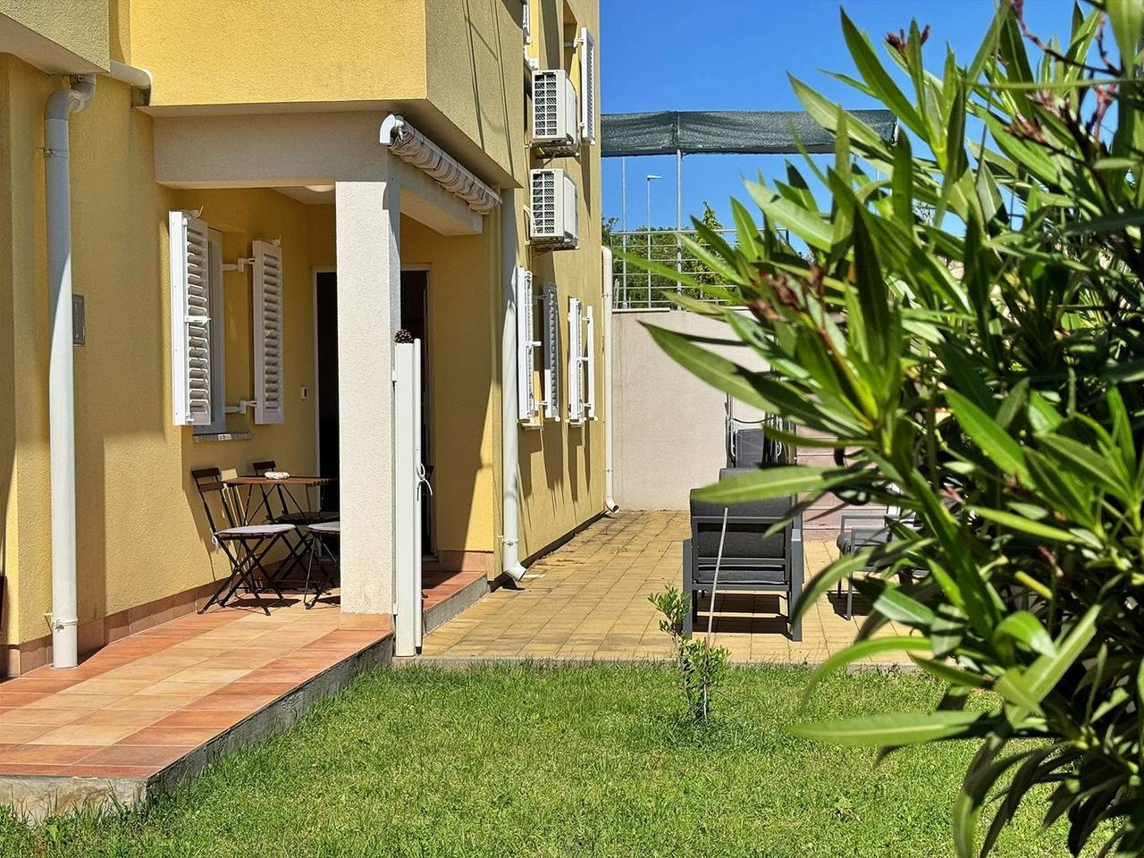 Cijeli apartman, Apartman Pinta de Sol - kućni ljubimci dobrodošli, terasa, roštilj, mirno područje in Dobrinj, Krk