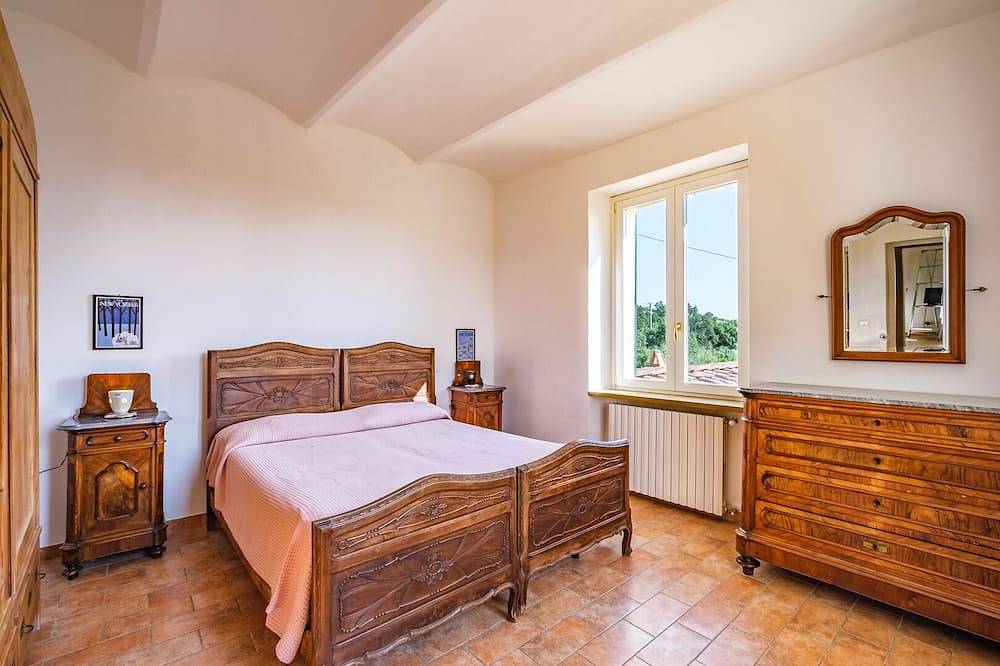 Apartment 6 People In Country Villa With Pool in Castellina Marittima, Etruskische Küste