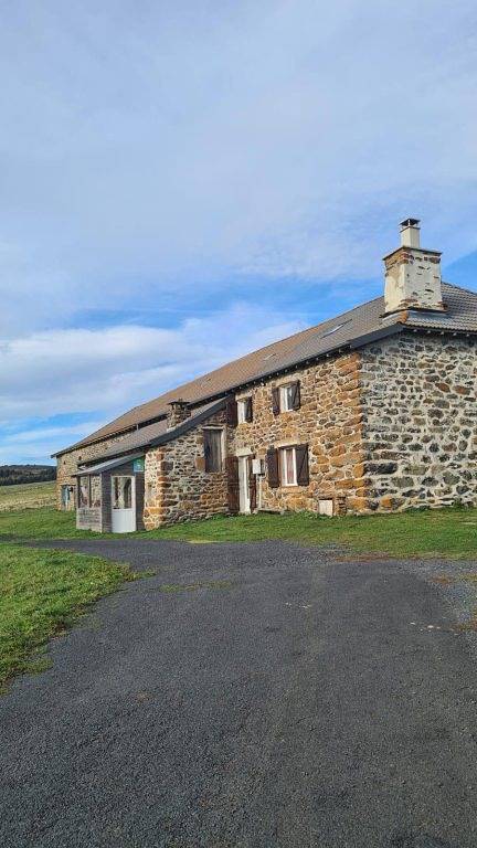 Gîte pour 6 personnes, avec jardin et terrasse en Haute-Loire - 4