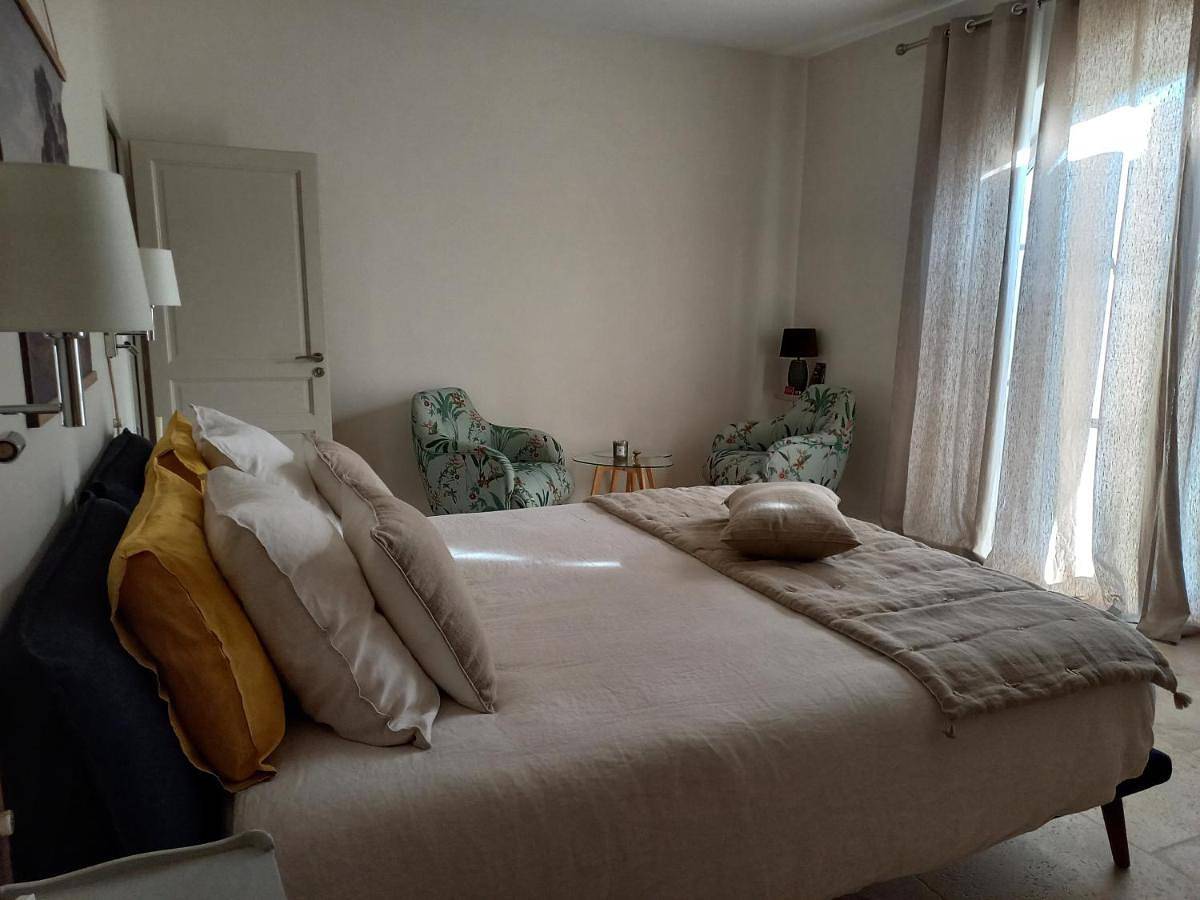 One-Bedroom Apartment in Saint-Rémy-de-Provence, Région d'Arles