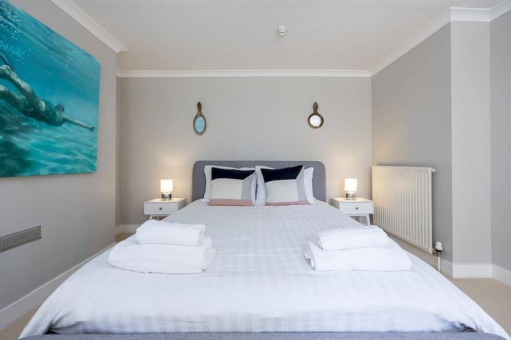 Glamping for 3 People in Brighton, Sussex