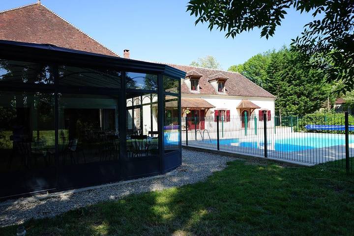 Gîte pour 25 personnes, avec piscine et jardin, animaux acceptés - 1