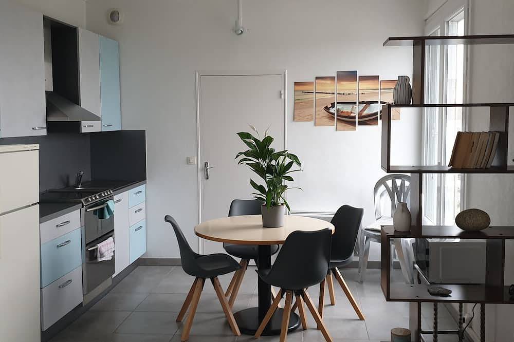 Apartamento entero, Nice studio with sea view in Hauteville-sur-Mer, Coutances y alrededores