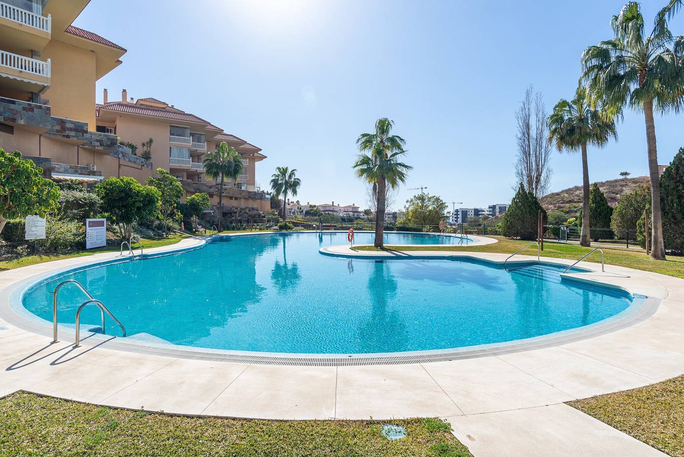 Entire apartment, Apartment 'Lovely Higueron' with Mountain View, Wi-Fi and Air Conditioning in La Capellania, Fuengirola