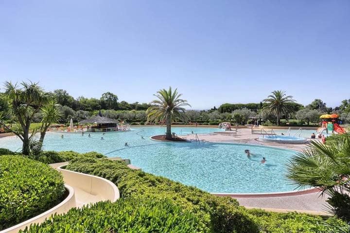 Camping für 3 Personen, mit Garten und Pool sowie Whirlpool in Italienische Riviera - 4