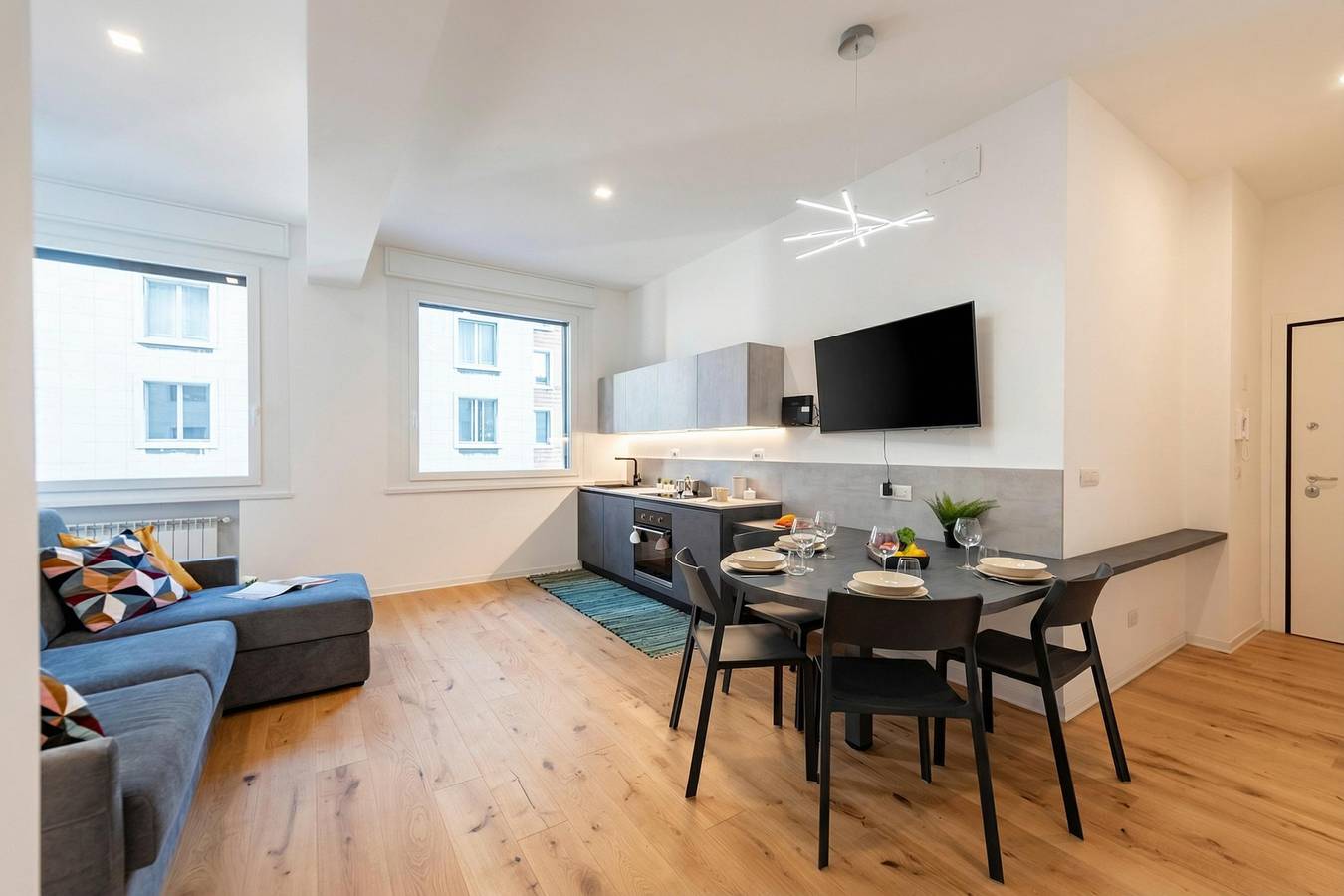 Appartamento intero, Central Apartment Piazza Dante Genova in Genova (Città), Genoa