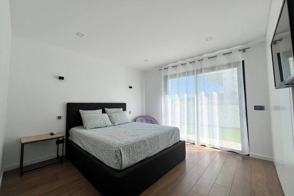 Casa Nelia - Villa Porto Covo: Beach and Heated Pool in Porto Covo, Costa Alentejana