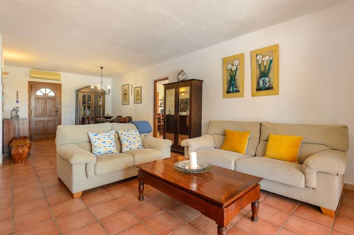 Apartamento de vacaciones "Can Jordi" con vistas a la montaña in Sant Jordi de ses Salines, Sant Josep de sa Talaia