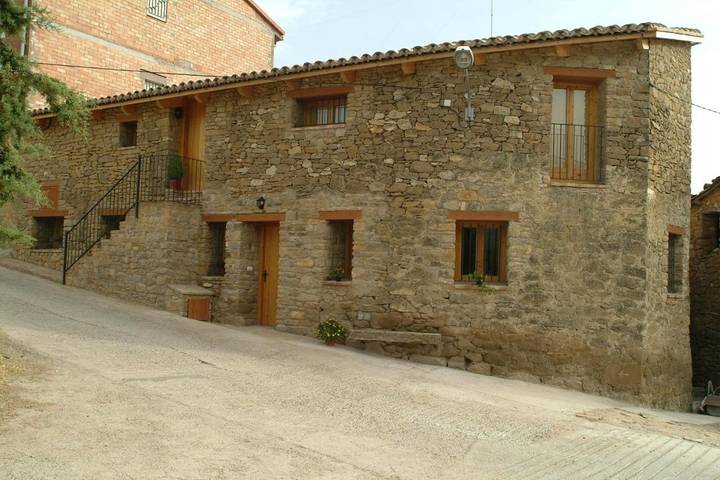 Gîte pour 4 personnes, avec Vue à Àger