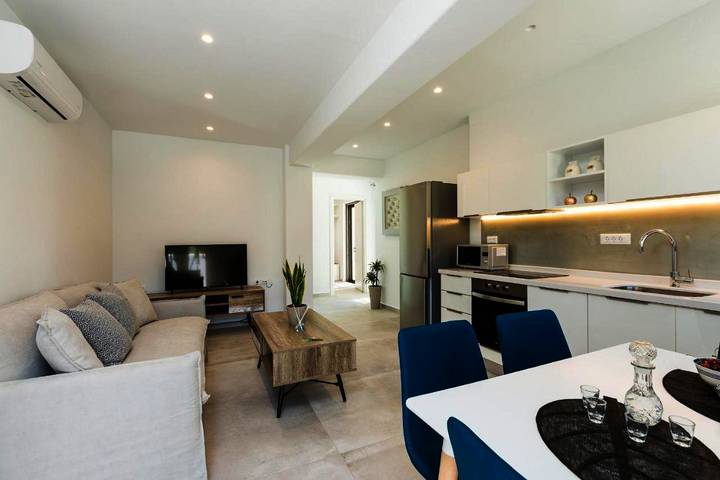 Ferienwohnung für 2 Personen, mit Balkon und Ausblick in Plakias