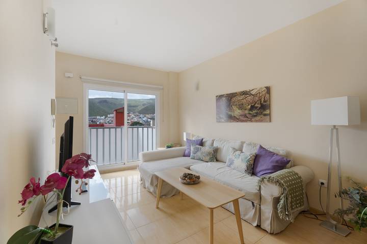 Casa Miramar 8 – Spectacular Terrace with Sea, Town, and Mountain Views in San Sebastián de la Gomera, La Gomera