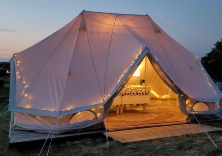 Camping voor 4 personen, with Whirlpool and Terras as well as Uitzicht and Uitzicht op het meer in Skane