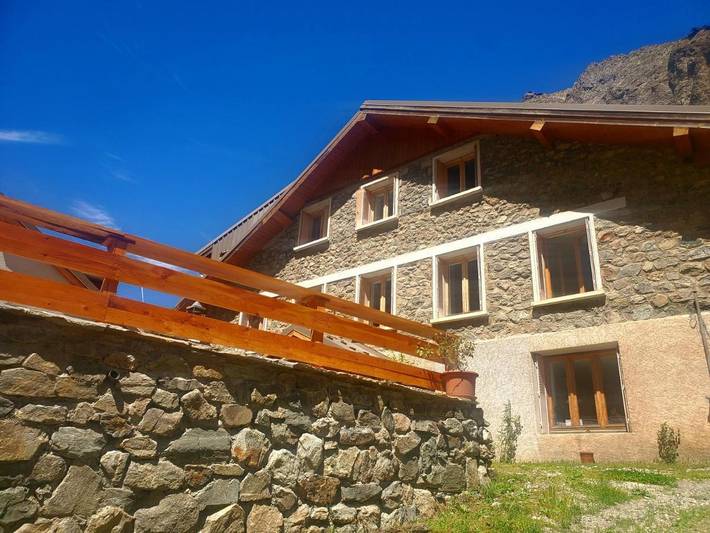 Location de vacances pour 6 personnes, avec vue et terrasse, adapté aux familles à La Grave - 3