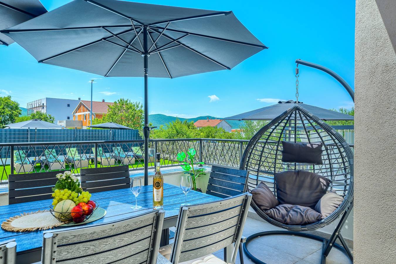 Komfortables Haus mit Terrasse Dicmo, Zagora K-23249 in Dalmatinisches Zagora