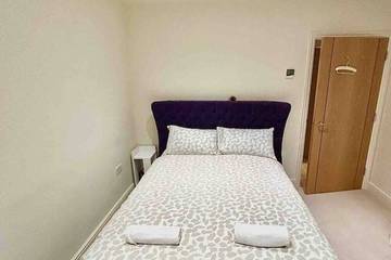 Apartment for 2 People in Bromley, London, Photo 1