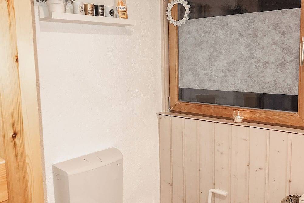 Ganze Wohnung, Ferienwohnung im Dahner Felsenland\nmit Balkon und Garten Perfekt für Wanderungen in Erlenbach bei Dahn, Landkreis Südwestpfalz